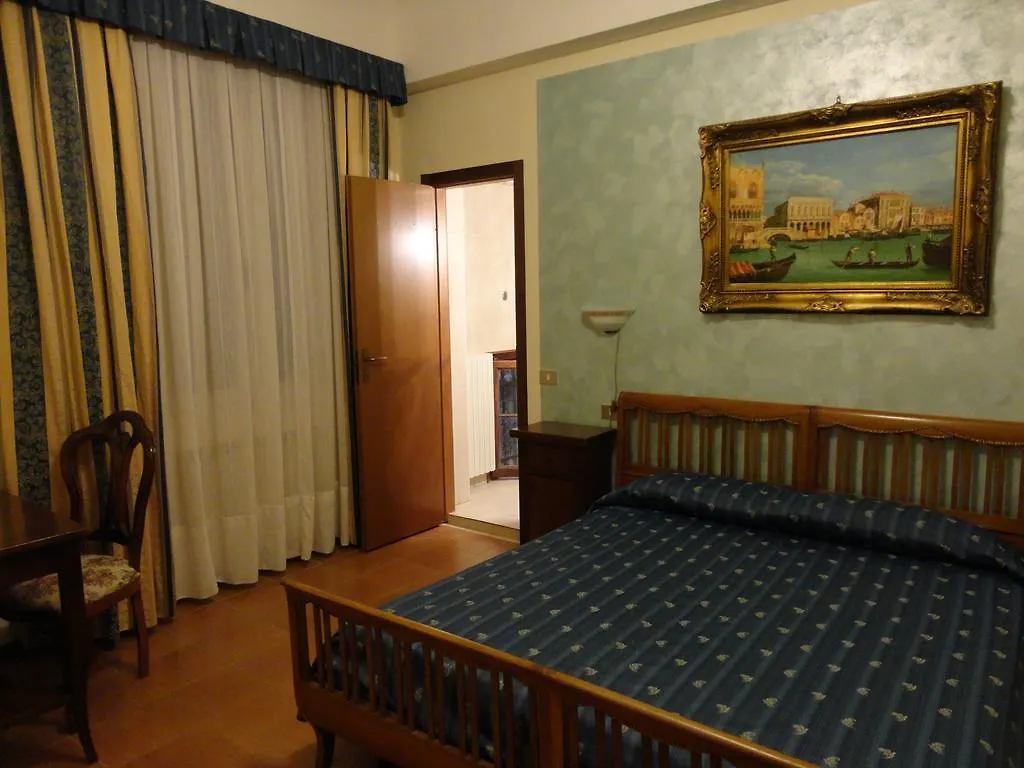Hotel Residenza Grisostomo Venedig